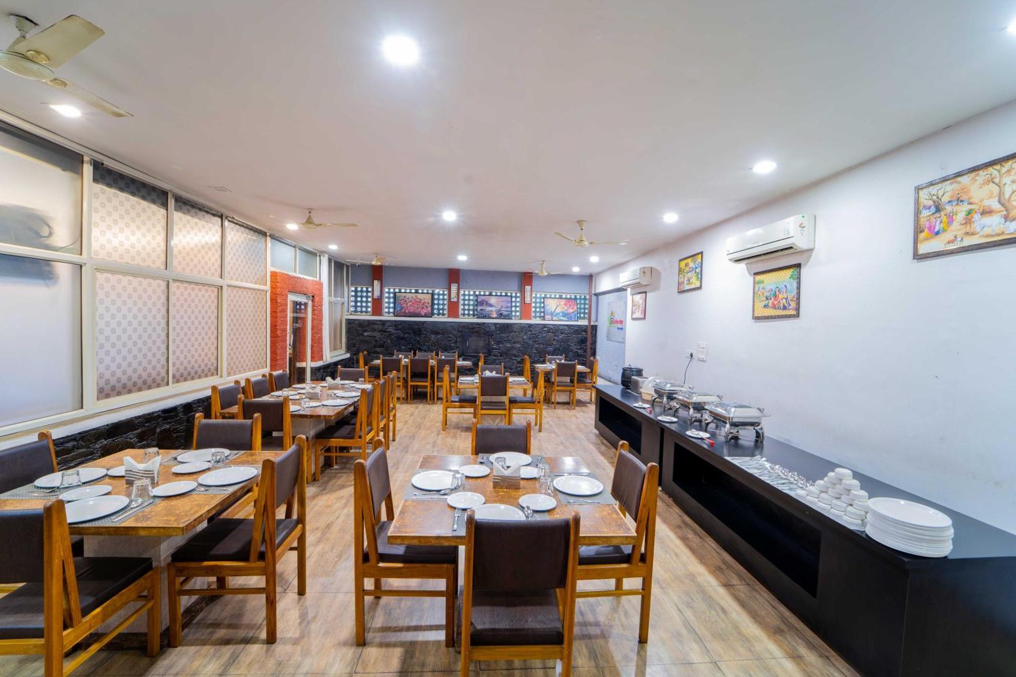 Hotel Treebo The Aravali Getaway Udaipur Exterior foto